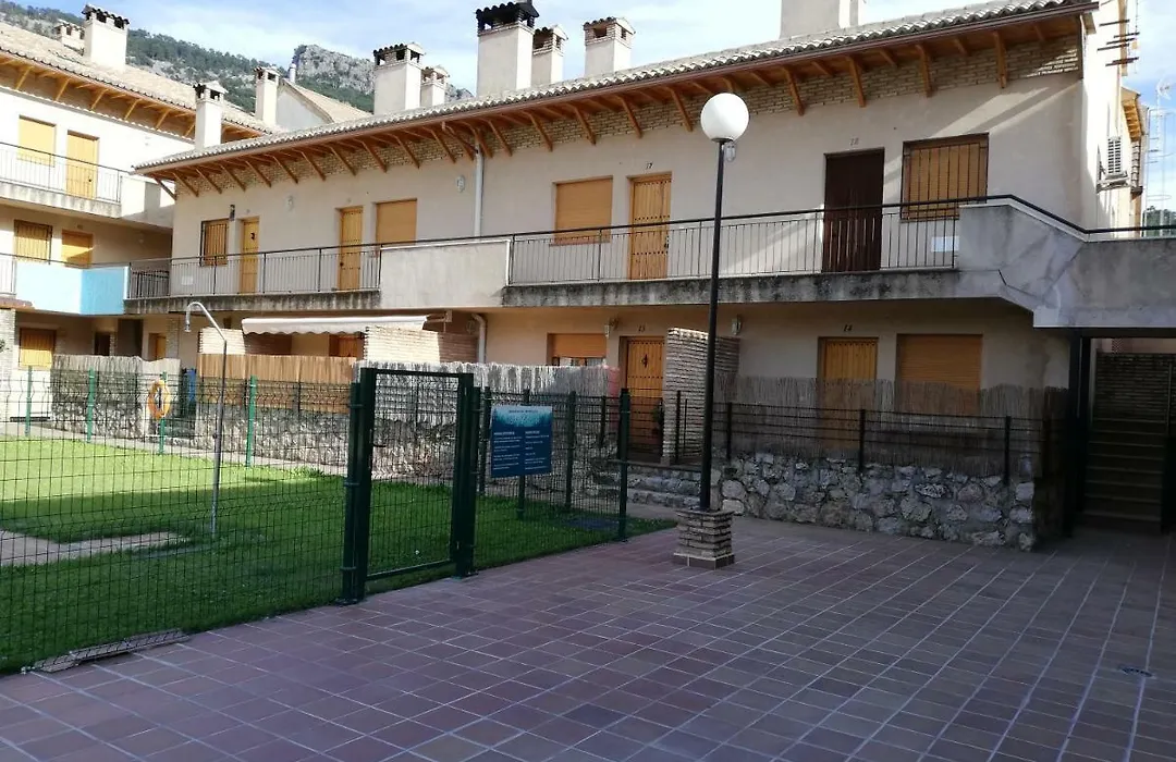 Alojamientos Rurales Vado Ancho La Encina-1